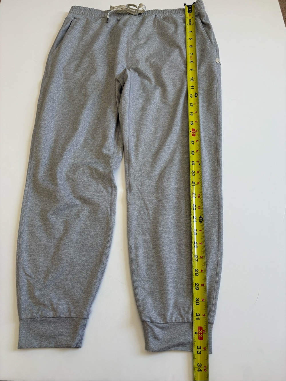 Vuori Performance Jogger Light Gray Size Medium - Picture 7 of 10